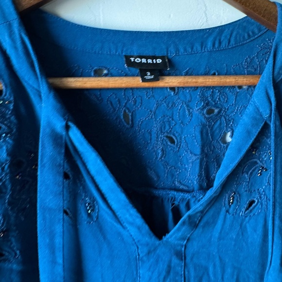 Torrid Blue Embroidered Blouse - Picture 4 of 10